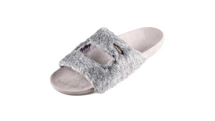 有沒有高端拖鞋定制拖鞋的?廠商優(yōu)勢(shì)有哪些?